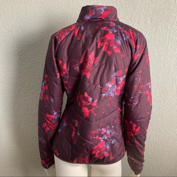 Women’s North Face Jacket - Picture 7 of 10